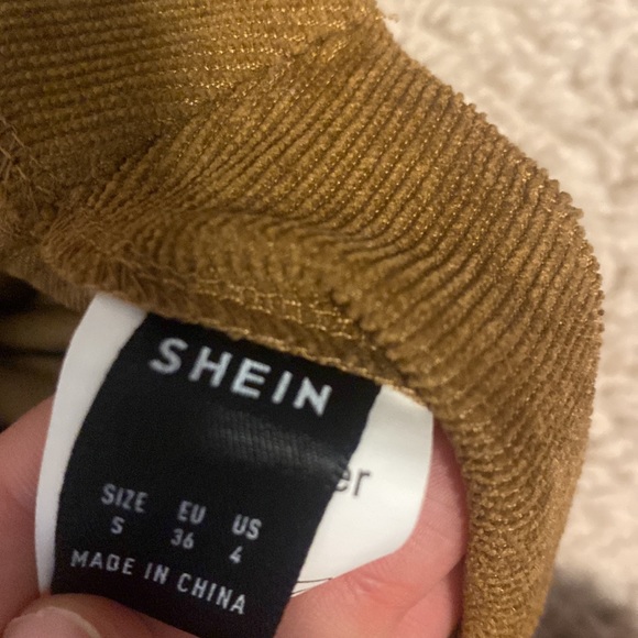 4 super cute skirts - Picture 9 of 9